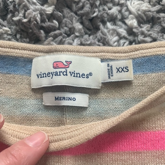 Vineyard Vines beach layer merino wool natural fiber sweater, fits like a small - Picture 6 of 6